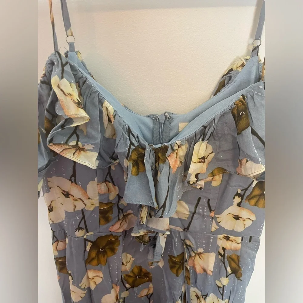 Floral Entro Romper Dress Large - Picture 5 of 7